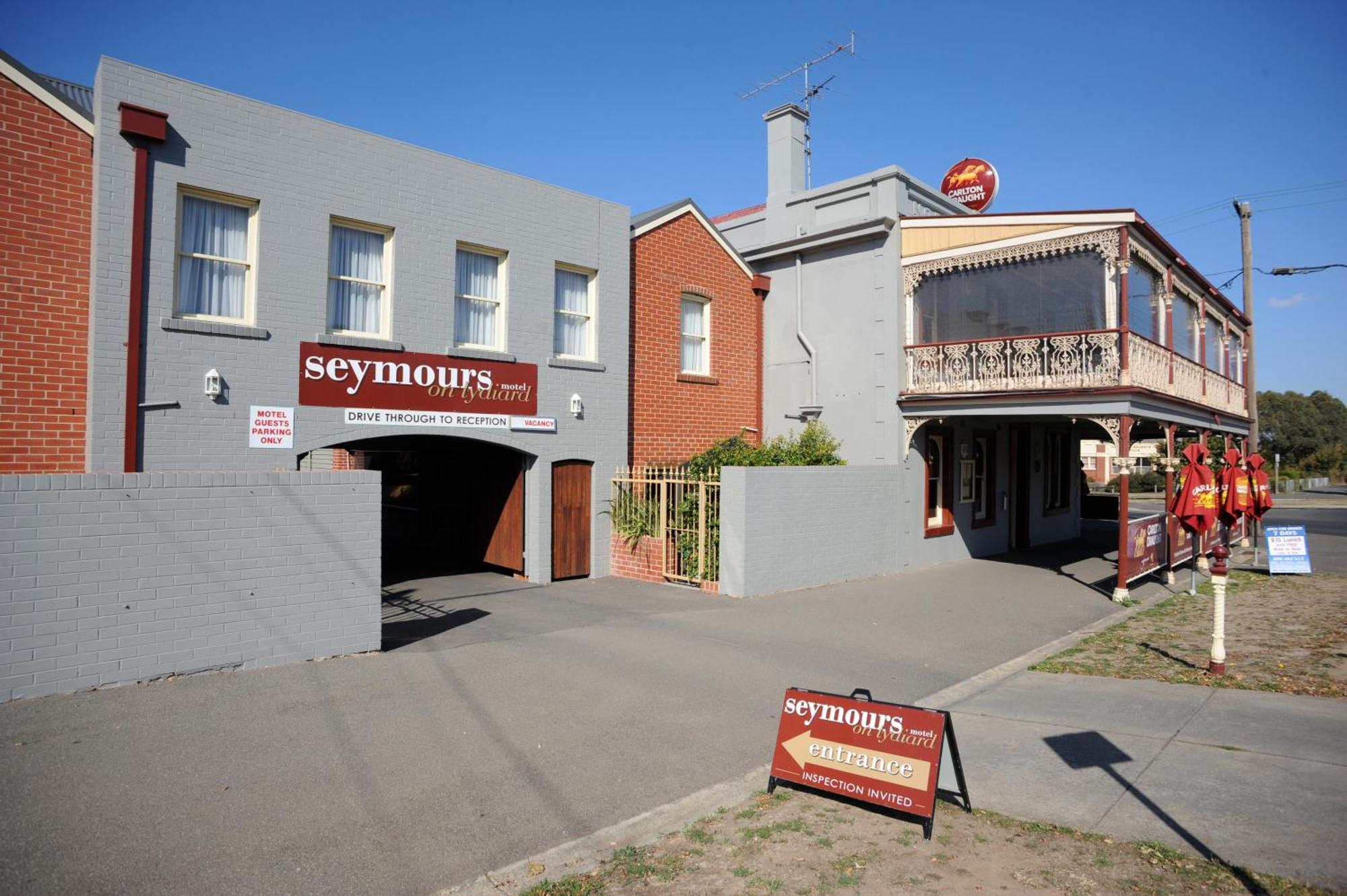 Hotel Seymours On Lydiard Ballarat Exterior foto